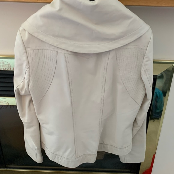 Daniel Leather Cream Jacket, Size Medium - Picture 4 of 5